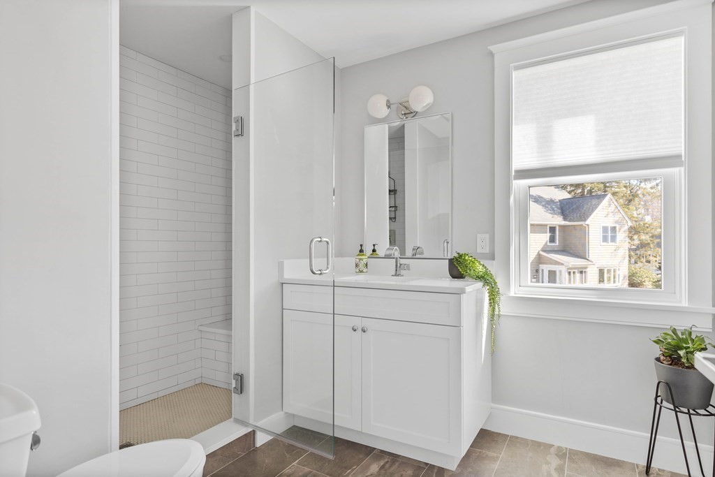 8 Briggs Road Lexington, MA 02421 - Photo 27 of 40