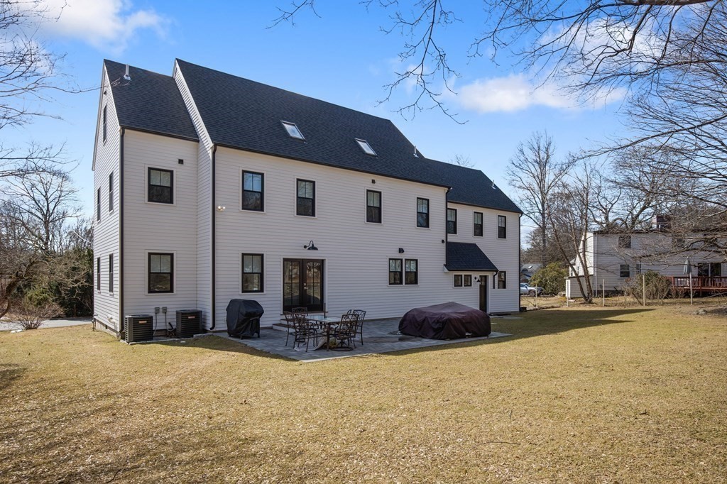 8 Briggs Road Lexington, MA 02421 - Photo 37 of 40