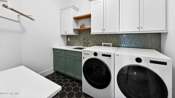 $1,067,967 | 1196 Seasons End Lane, Grimesland, NC 27837