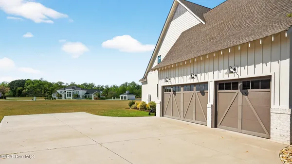 $1,067,967 | 1196 Seasons End Lane, Grimesland, NC 27837