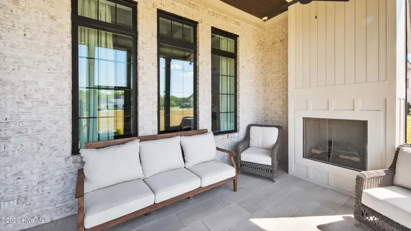 $1,067,967 | 1196 Seasons End Lane, Grimesland, NC 27837