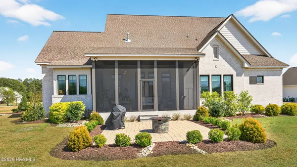 $1,067,967 | 1196 Seasons End Lane, Grimesland, NC 27837