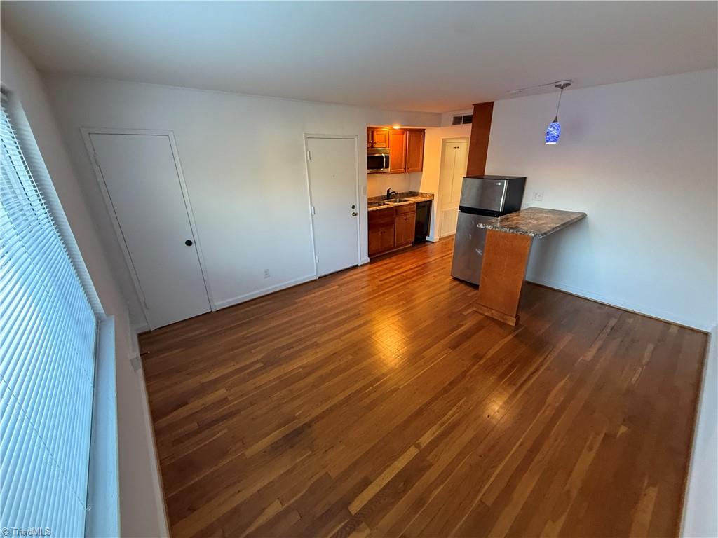 1902 Queen Street, Unit D6 Winston-Salem, NC 27103 - Photo 2 of 7