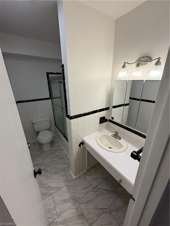 1902 Queen Street, Unit D6 Winston-Salem, NC 27103 - Photo 5 of 7