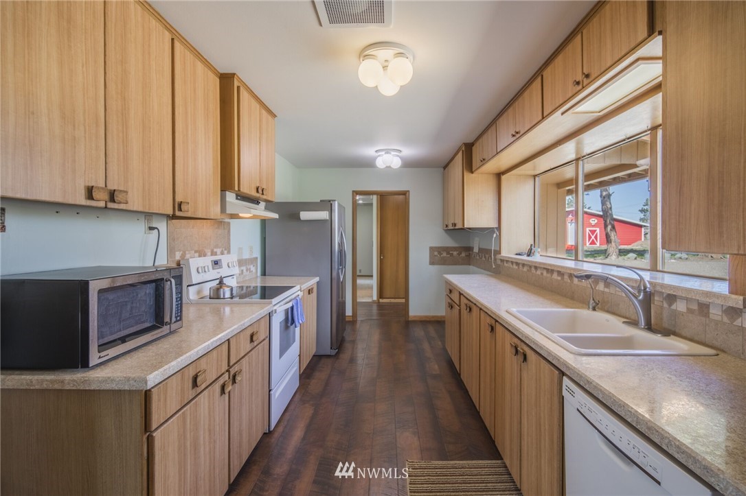 1650 Game Farm Road Ellensburg, WA 98926 - Photo 5 of 37 Gallery Image 5