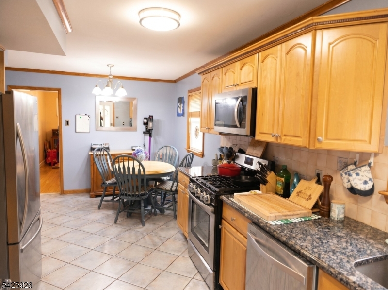 1386 Beverly Road Union, NJ 07083 - Photo 6 of 21