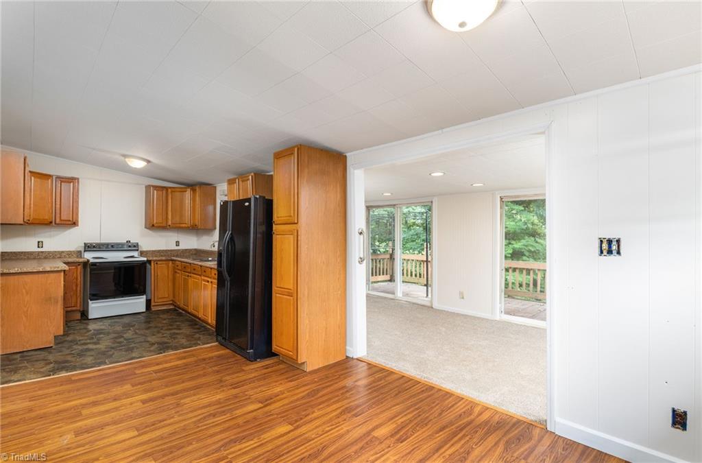 596 Riverview Road Lexington, NC 27292 - Photo 7 of 30 Gallery Image 7