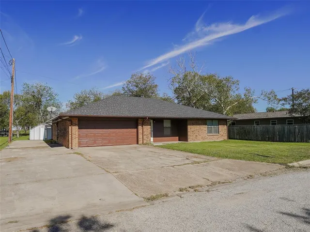 $285,000 | 505 Houston Street, Sanger, TX 76266