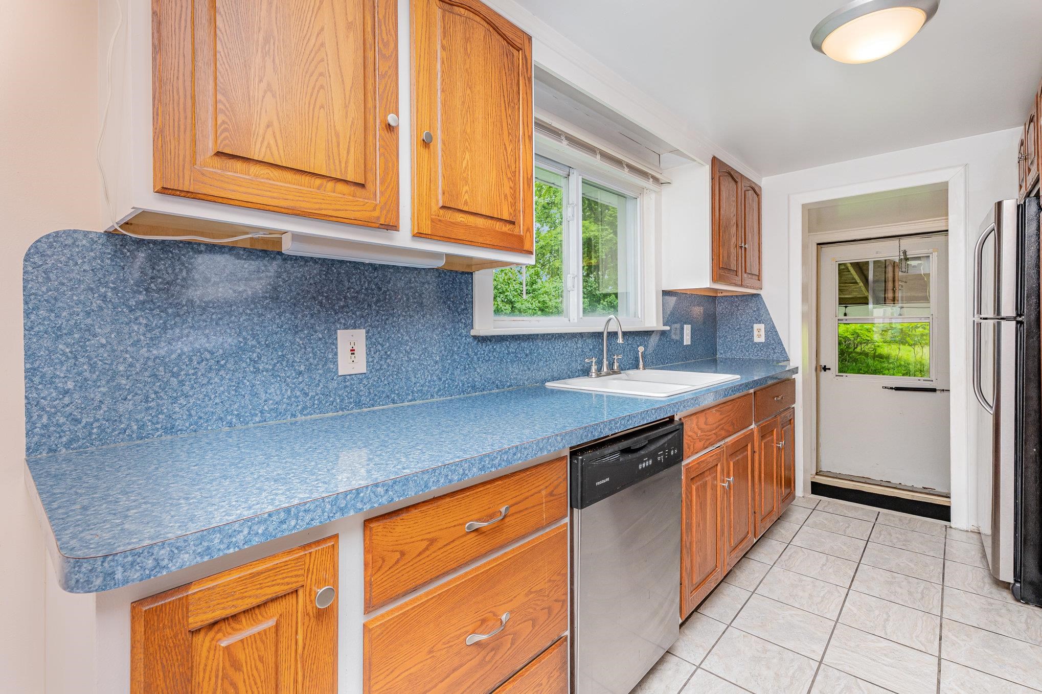 3366 East Hubbard Road Midland, MI 48642 - Photo 8 of 18 1935746-0c3db167-f594-4b6b-94ac-c075596f387e.JPG