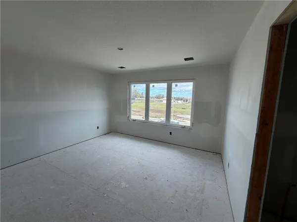 $708,125 | 15291 West 161st Terrace, Olathe, KS 66062