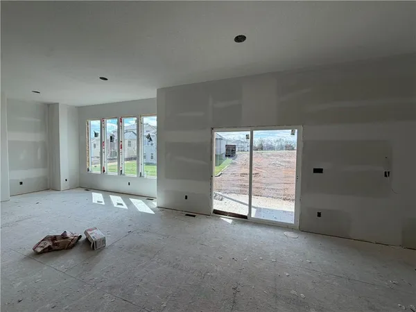 $708,125 | 15291 West 161st Terrace, Olathe, KS 66062