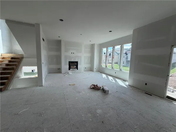 $708,125 | 15291 West 161st Terrace, Olathe, KS 66062