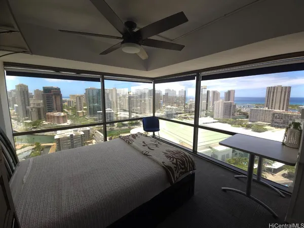 $1,400 | 1750 Kalakaua Avenue, Unit 3002, Honolulu, HI 96826