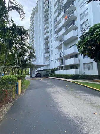 a view of a terrace with sitting area