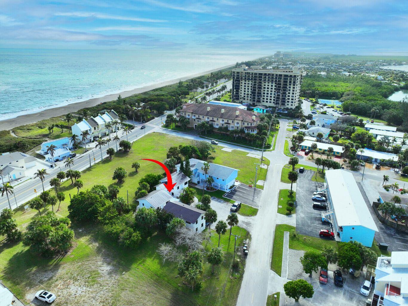 652 Hernando Street, Unit B Fort Pierce, FL 34949 - Photo 18 of 25 Aerial