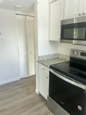 $1,850 | 652 Hernando Street, Unit B, Fort Pierce, FL 34949
