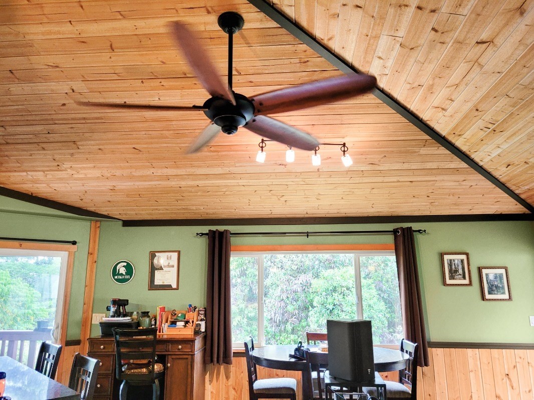 18-8079 North Kulani Road Mountain View, HI 96771 - Photo 22 of 27 a room with furniture and window