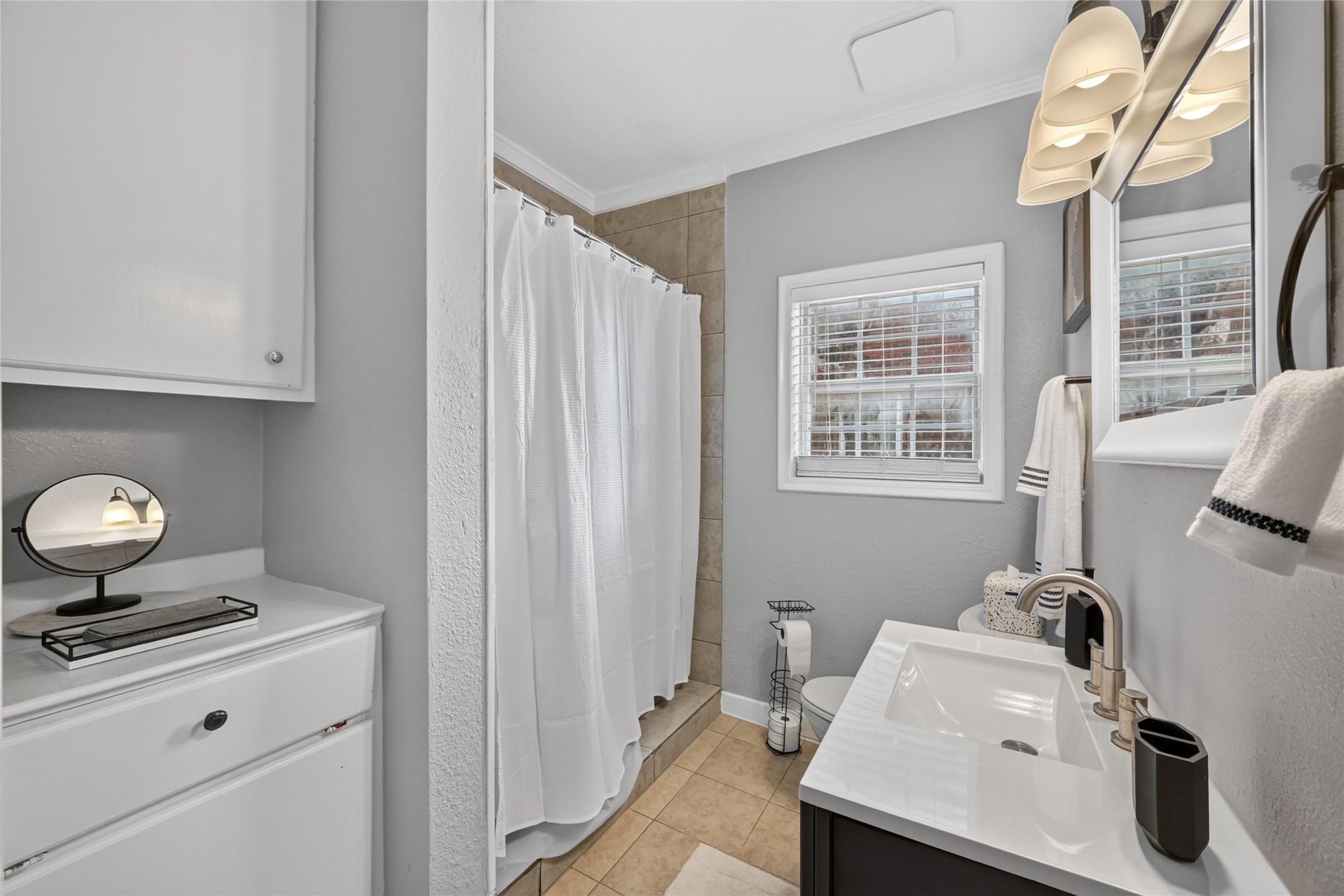 1824 Rosedale Street, Unit B Houston, TX 77004 - Photo 19 of 26 Gallery Image 19