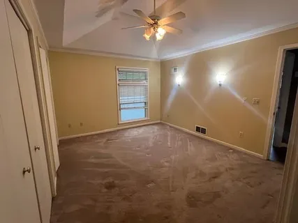$380,000 | 5607 West 98th Terrace, Overland Park, KS 66207