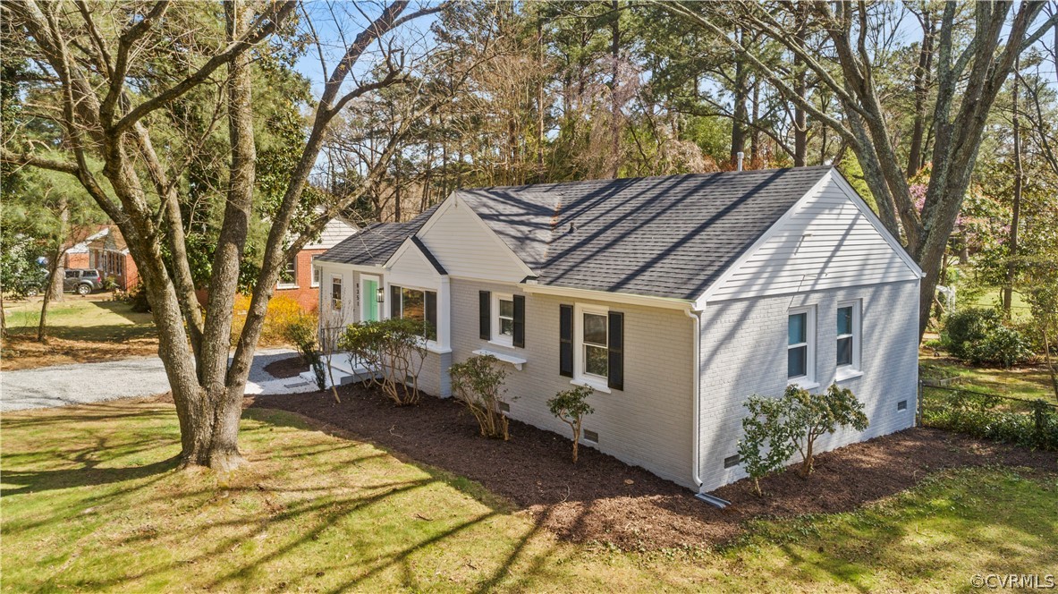 8531 Holly Hill Road Henrico, VA 23229 - Photo 3 of 40 Gallery Image 3