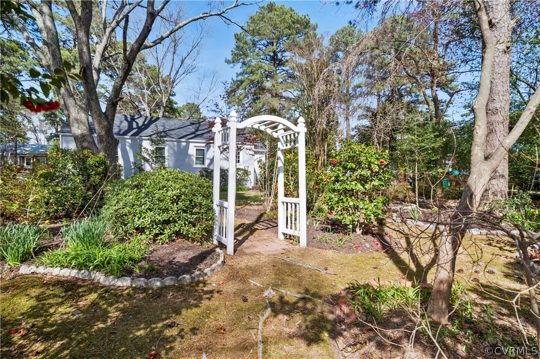 8531 Holly Hill Road Henrico, VA 23229 - Photo 39 of 40 Gallery Image 39