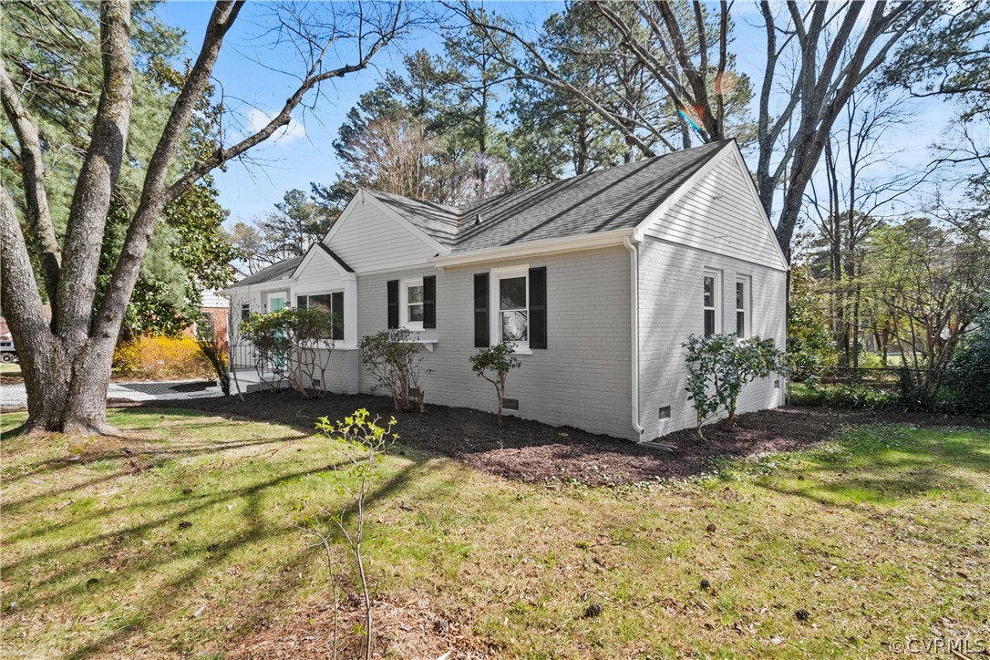 8531 Holly Hill Road Henrico, VA 23229 - Photo 4 of 40 Gallery Image 4
