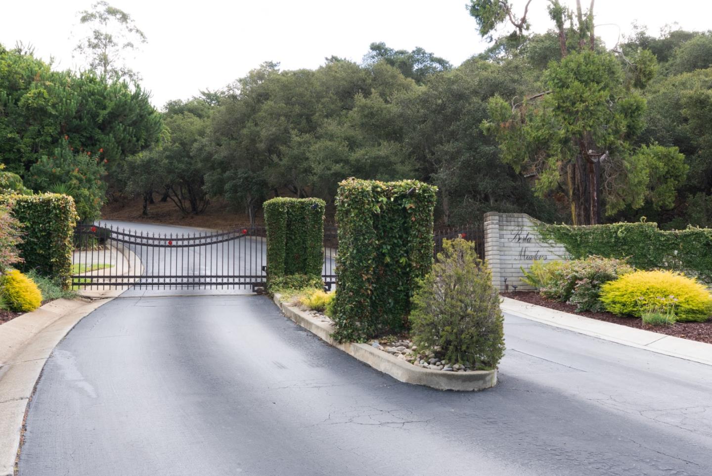 18221 Berta Canyon Road Salinas, CA 93907 - Photo 3 of 13 a view of a back yard