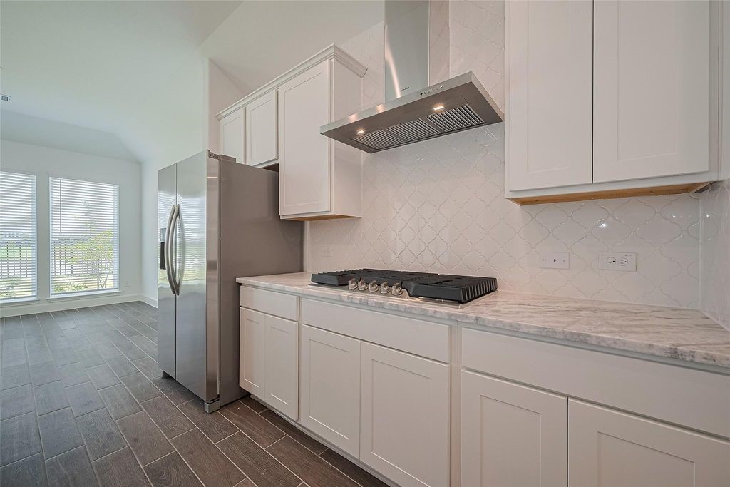 1051 Comal Trail Dayton, TX 77535 - Photo 14 of 49