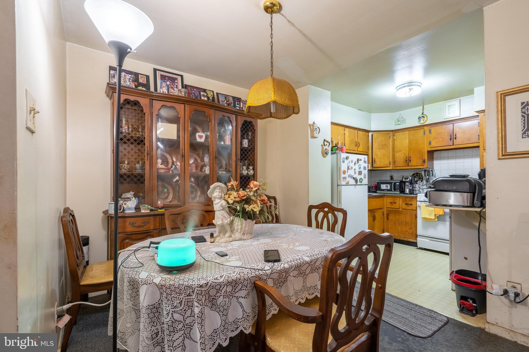 2651 Daphne Road Philadelphia, PA 19131 - Photo 4 of 21 First Floor Dining Area