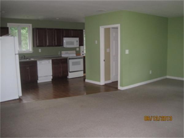 23 Bean Road Sterling, MA 01564 - Photo 4 of 24 Gallery Image 4