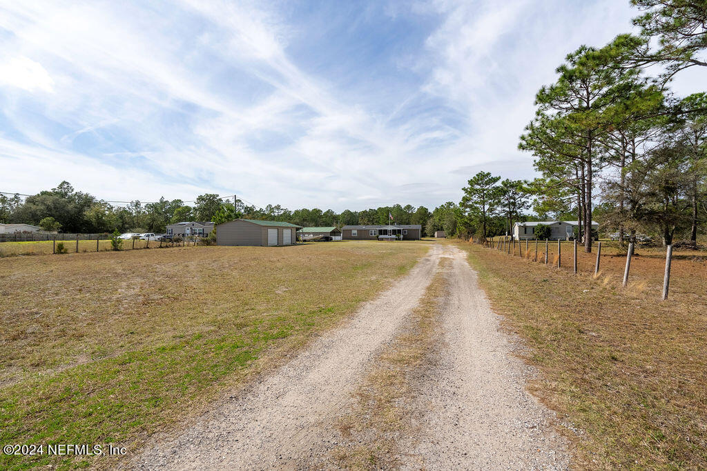 13432 Grover Road Jacksonville, FL 32226 - Photo 5 of 50 DSC02634-HDR