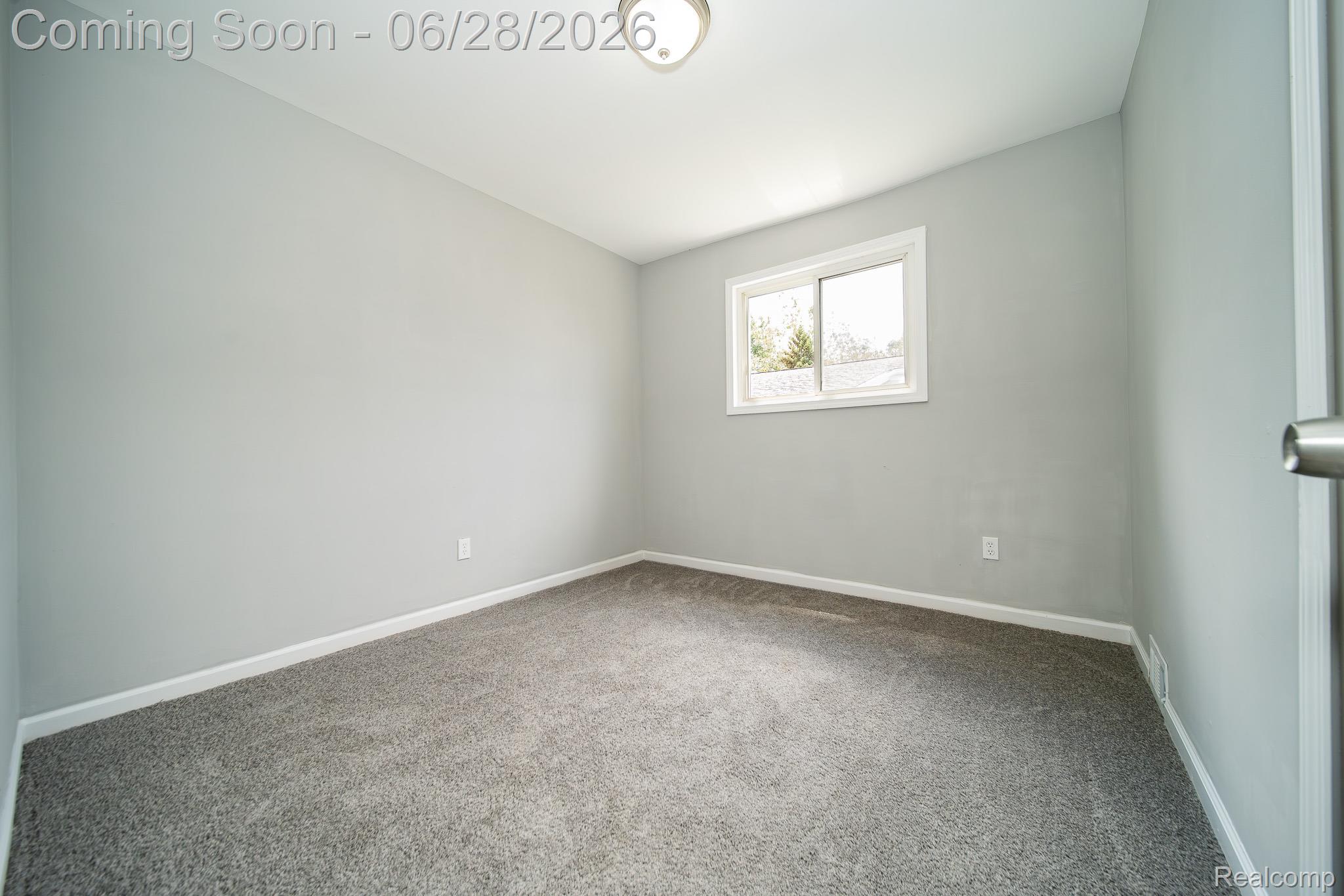 15646 Selwyn Road Southgate, MI 48195 - Photo 31 of 69 DDS04836.jpg
