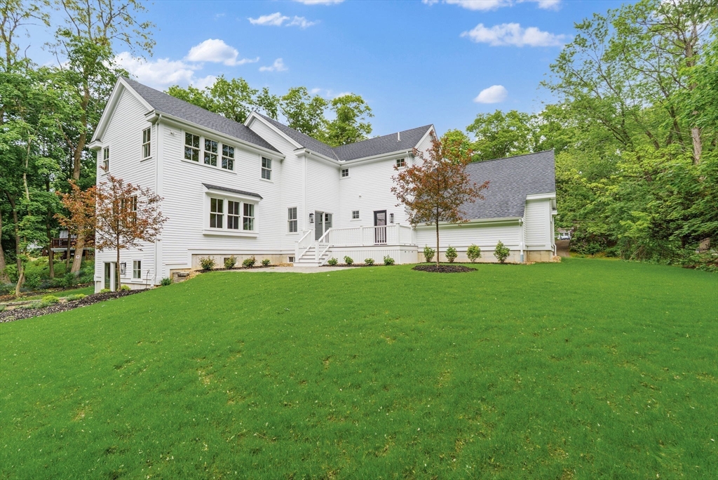 105 Prescott Road Concord, MA 01742 - Photo 2 of 34
