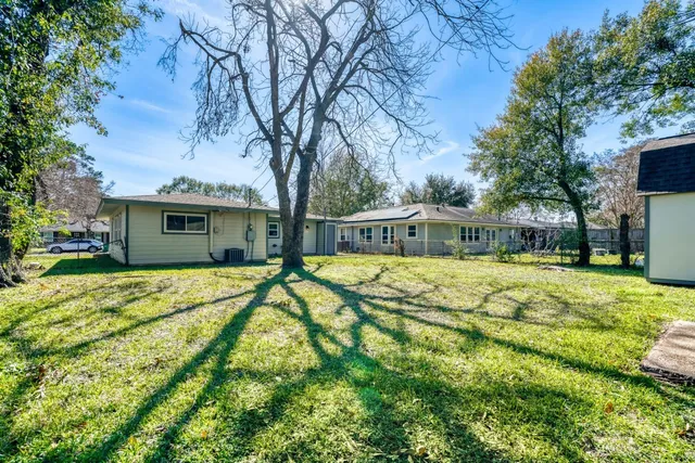 $324,500 | 5014 Viking Drive, Houston, TX 77092