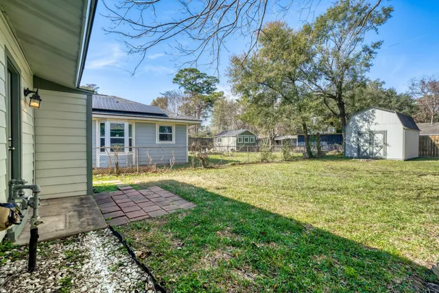 $324,500 | 5014 Viking Drive, Houston, TX 77092