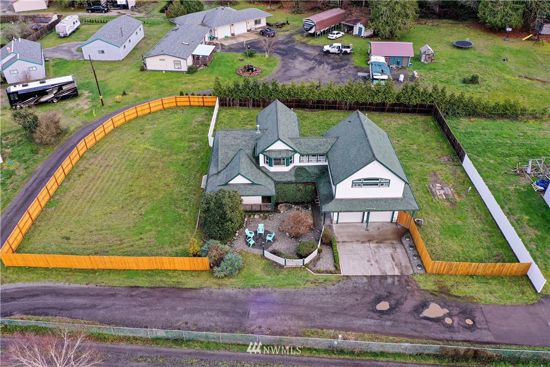 2797 Erlands Point Road Northwest Bremerton, WA 98312 - Photo 2 of 39 Gallery Image 2