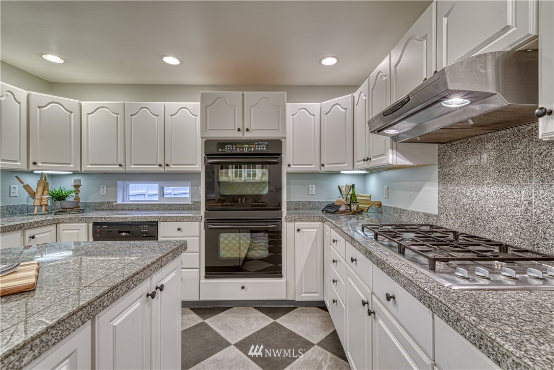 2797 Erlands Point Road Northwest Bremerton, WA 98312 - Photo 18 of 39 Gallery Image 18
