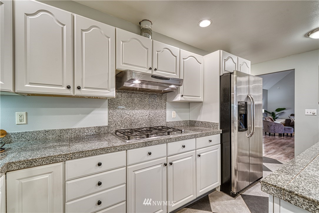 2797 Erlands Point Road Northwest Bremerton, WA 98312 - Photo 19 of 39 Gallery Image 19