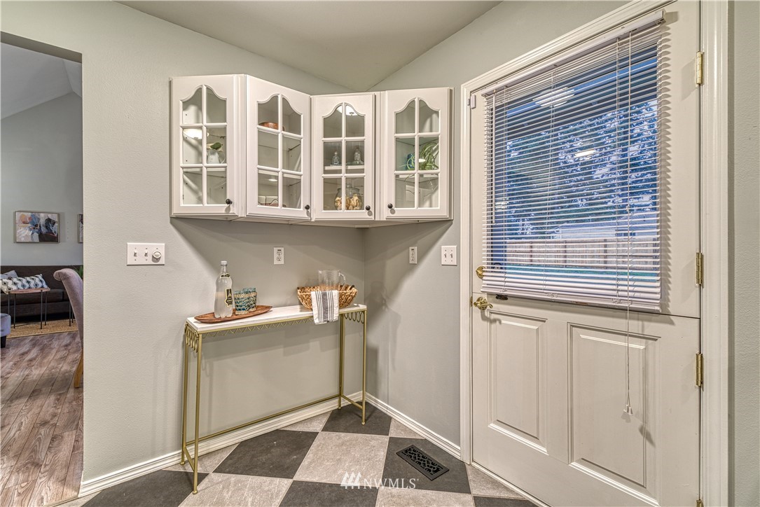 2797 Erlands Point Road Northwest Bremerton, WA 98312 - Photo 20 of 39 Gallery Image 20