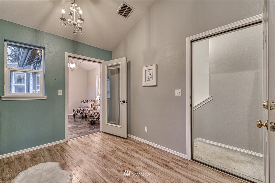 2797 Erlands Point Road Northwest Bremerton, WA 98312 - Photo 28 of 39 Gallery Image 28