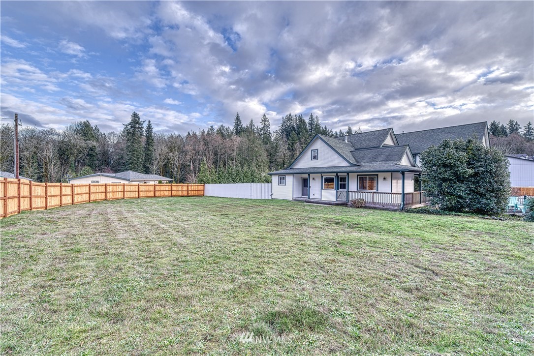 2797 Erlands Point Road Northwest Bremerton, WA 98312 - Photo 7 of 39 Gallery Image 7