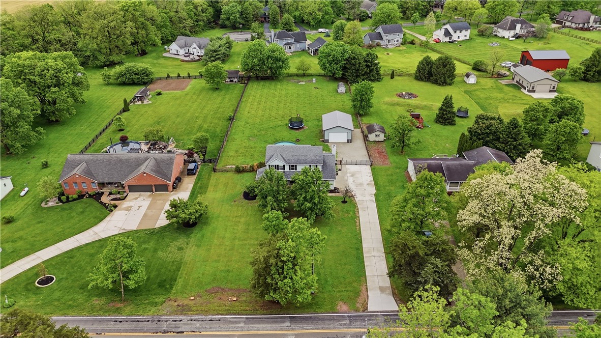 8833 Wilson Road Waynesville, OH 45068 - Photo 3 of 56