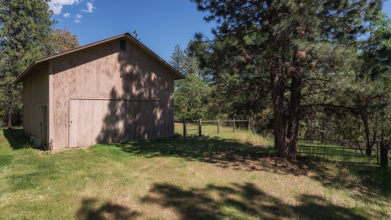 16933 Meadows Road White City, OR 97503 - Photo 23 of 26 Additional Photo