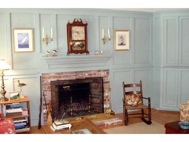 60 Pinkham Road New Harbor, ME 04554 - Photo 10 of 14 Living Room.