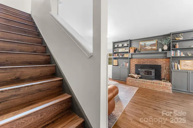 $545,000 | 219 Five Star Drive, Glenville, NC 28736