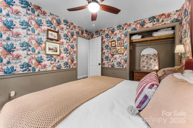 $545,000 | 219 Five Star Drive, Glenville, NC 28736