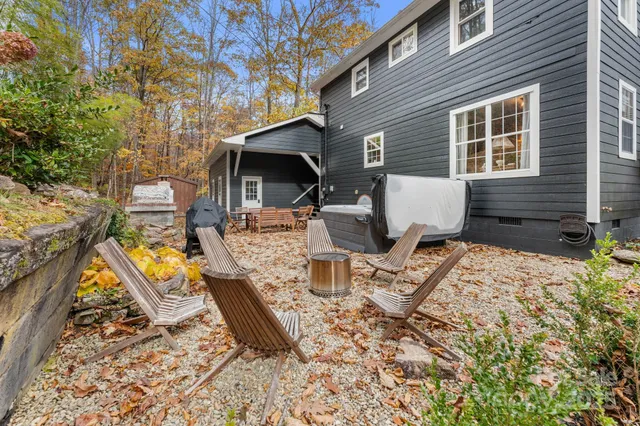 $545,000 | 219 Five Star Drive, Glenville, NC 28736