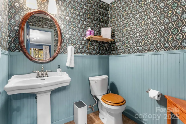 $545,000 | 219 Five Star Drive, Glenville, NC 28736