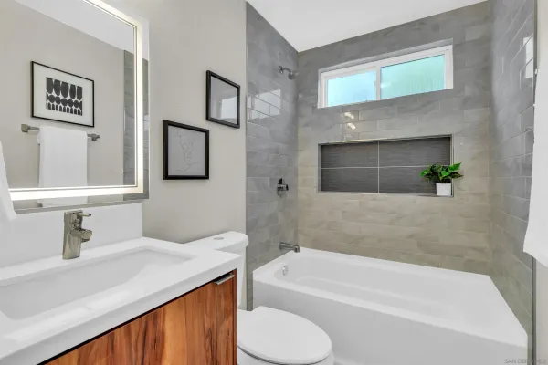 $1,579,000 | 13070 Roundup Avenue, San Diego, CA 92129