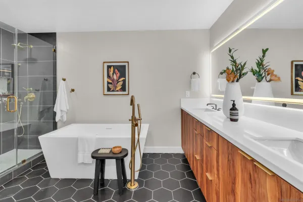 $1,579,000 | 13070 Roundup Avenue, San Diego, CA 92129